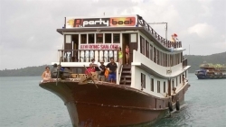 Party Boat To Kohrong Samloem | Tàu Từ Sihanoukville Đi Ra Đảo Samloem.